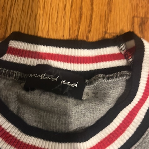 Mustard Seed Woman’s Grey Striped Crewneck Size S - Picture 3 of 5